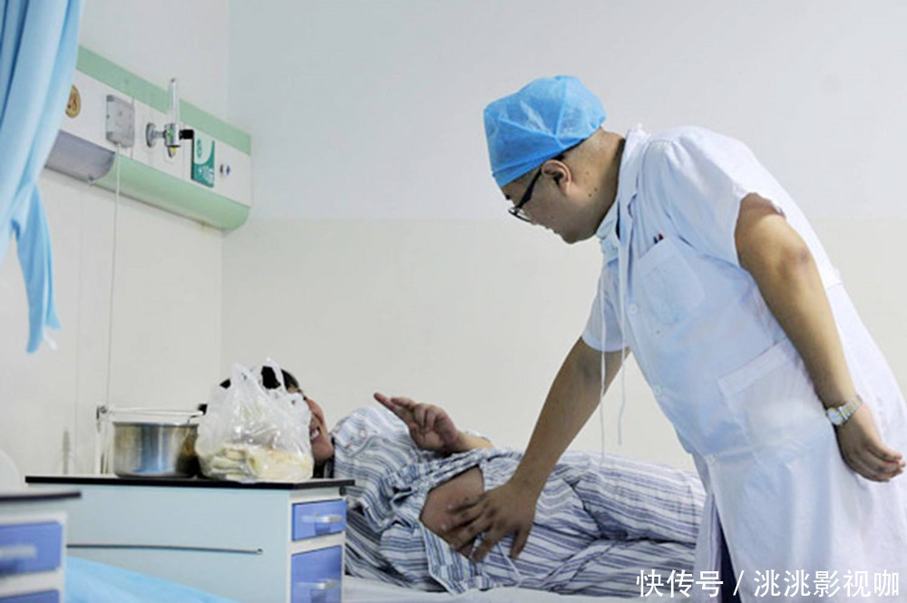 龙凤胎|生娃遇到逗逼医生是啥体验?东北医生榜上有名,产妇:忘了来干啥