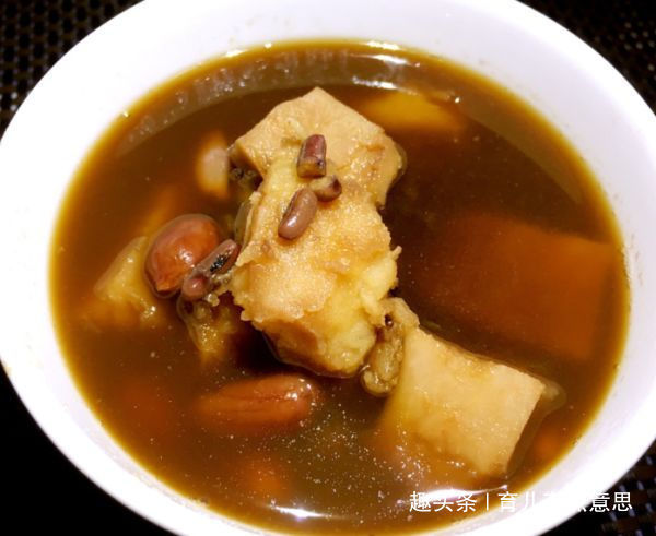 雀斑|“穷人的阿胶”就是它,隔天喝一碗,淡雀斑,气血足了,小脸白皙