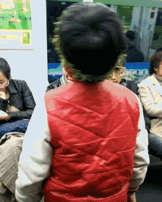 |搞笑gif:这是谁设计的,设计师快给我出来