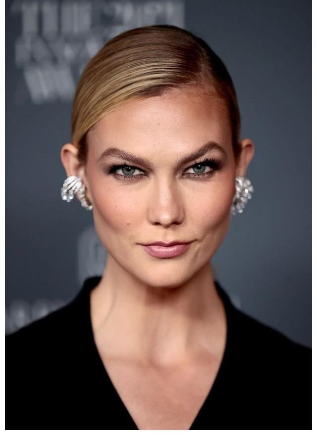 卡莉·克勞斯(Karlie Kloss)出席WSJ.雜志舉行的2021年創(chuàng)新者獎