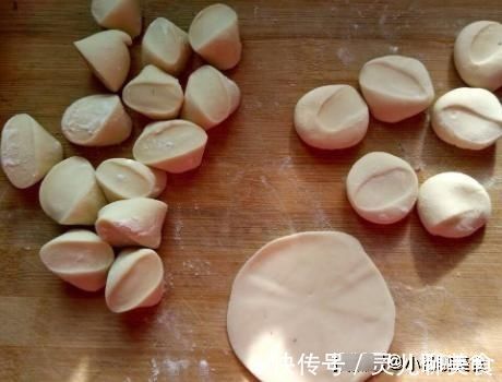 做牛肉馅饺子，想要鲜美多汁皮筋道，抓住3个要点，口感好还简单