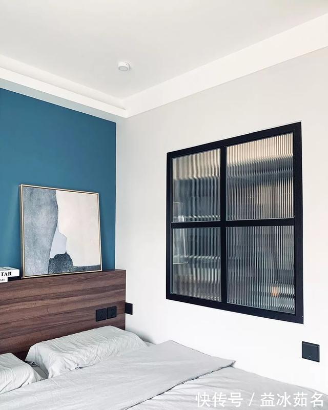 收纳|52平小户型，改造成了两居室，外加一个衣帽间，有格调！