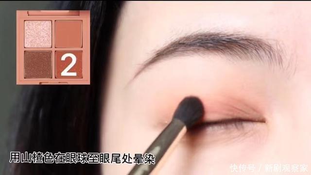 新年换个风格,这个“冰糖山楂妆”复古惊艳,过年超适合