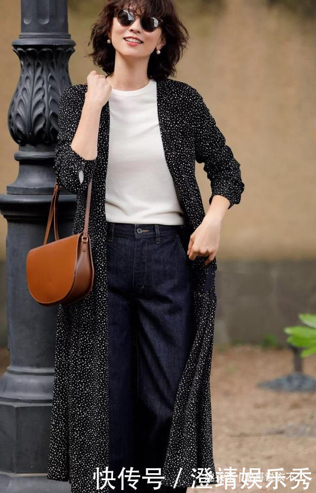 早秋40女人别总穿“老头衫”，你需要优雅质感，日本博主来教你