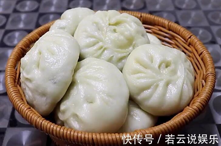 蒸包子时,只需掌握4大诀窍,保证包子不变形不破皮还好吃