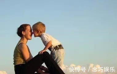 断奶|男孩8岁还戒不掉母乳,妈妈无奈带去医院,医生直摇头治不了