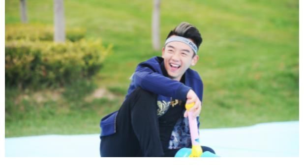 周笔畅|跑男节目时长不够，却用游玩的片段拼凑，蔡徐坤是罪魁祸首。