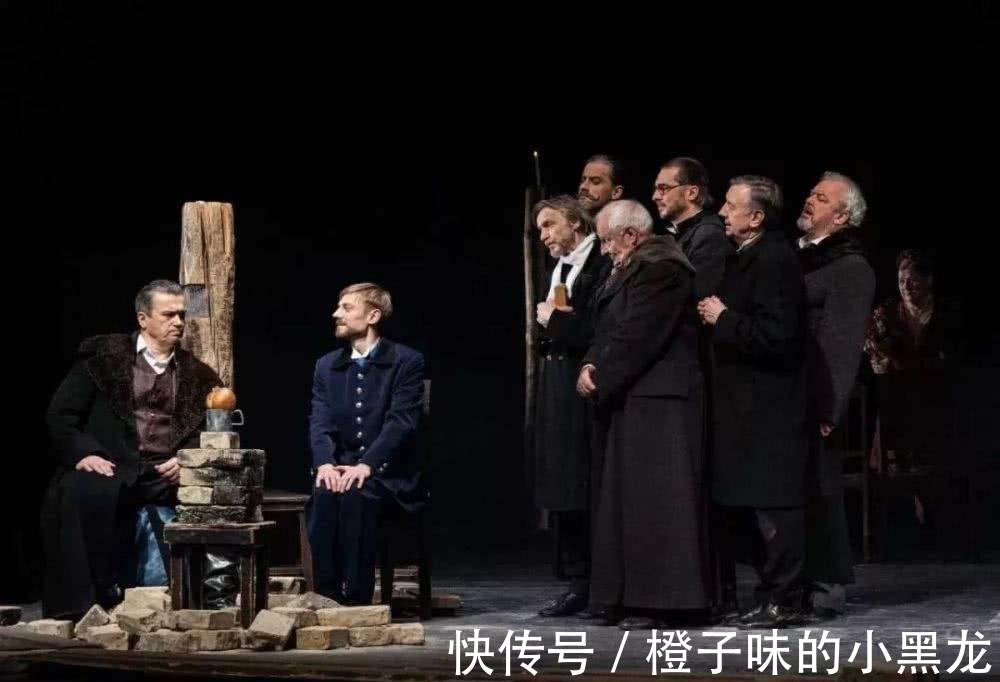 批判#19世纪到20世纪20年代，英法美俄批判现实主义文学与当时社会形态