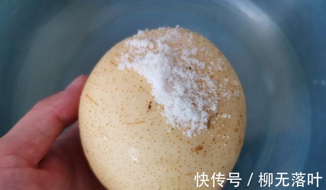 夏秋|夏秋交替，多忙都要常喝汤，雪梨和山楂搭配，润肺清燥又开胃！