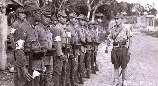 用处|日本军人军帽上面两片布是什么虽然很丑,但用处却不小