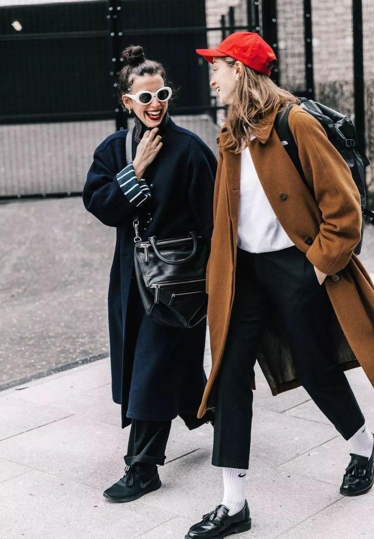 上瘦下胖的梨形身材该怎么穿？你得懂这些小技巧，显瘦显高又高级