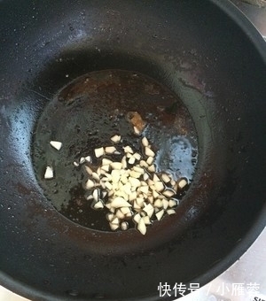 茄子百吃不厌的做法，美味又下饭，做法简单，大人小孩都爱吃