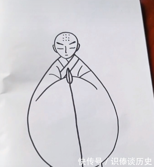 美术生作画神脑洞,开始像大白,接着是瓢虫,看到成画懵圈了