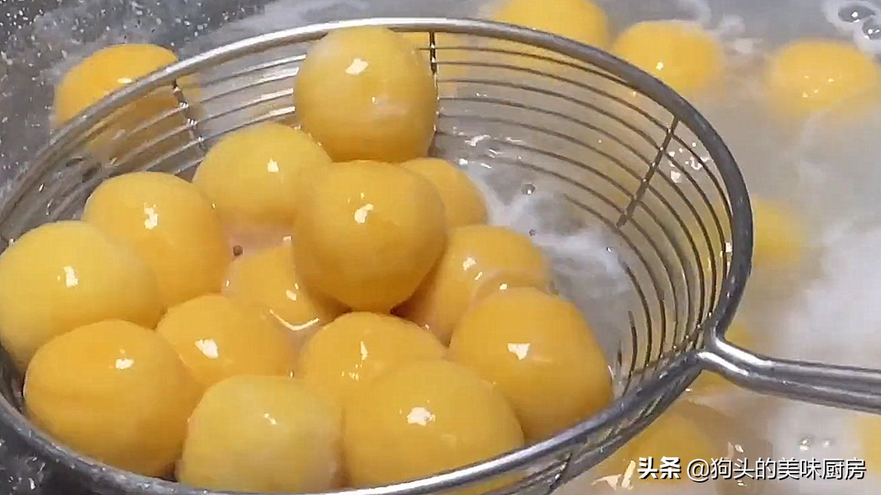 天冷多吃红薯,教你没有吃过的做法,比包子简单,比油条好吃