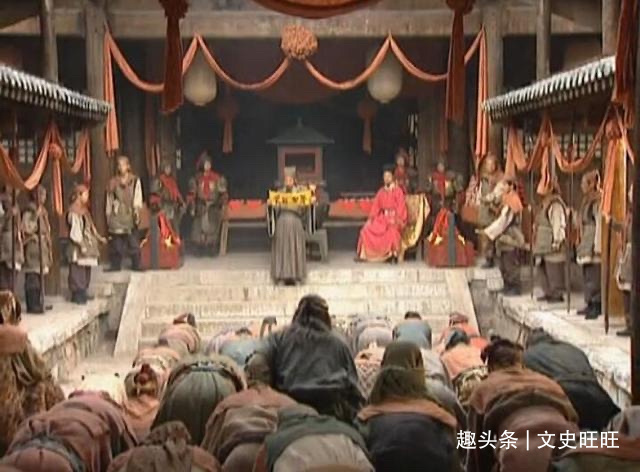 宋江$射死晁盖的凶手就在梁山，晁盖临死前已经挑明，可惜无人敢动他