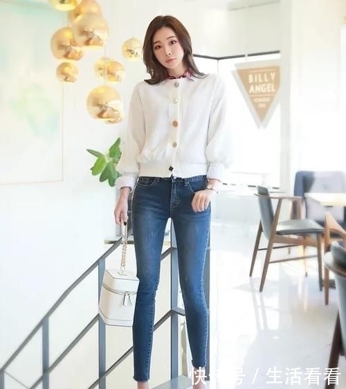 紧身牛仔裤,修身塑形,完美的比例分割,独到好处