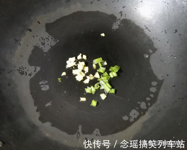 口感|家常手擀面好吃有窍门，多加一把豆面，面香浓郁，口感劲道又爽滑