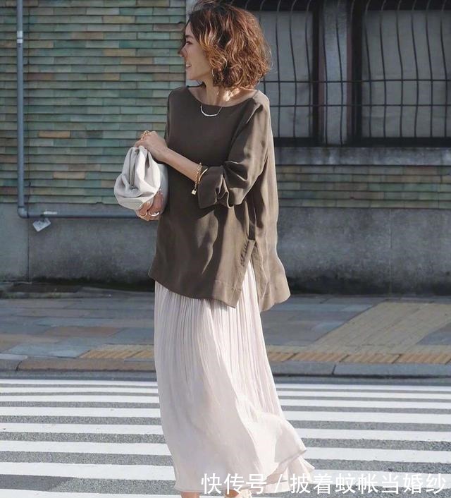 日本博主 40+女人,如何通过“穿搭”脱胎换骨日本博主的时尚套路,必学!