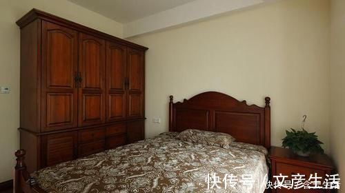书桌|装修4个月的家,终于入住了,137平装修共花30万,一套家具很大气
