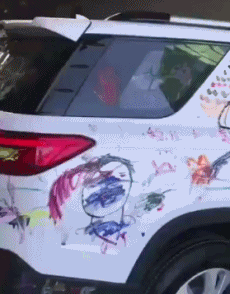 |搞笑GIF:姑娘 不行就别硬撑了 我看着都觉得尴尬