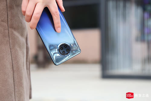 中端|Redmi Note 9 Pro 评测:首发骁龙 750G+全新 1 亿像素,中端旗舰新标杆?