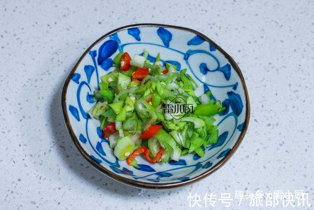 搅拌均匀|东北人最稀罕的下饭菜，端上桌都抢着吃，看完别淌哈喇子！