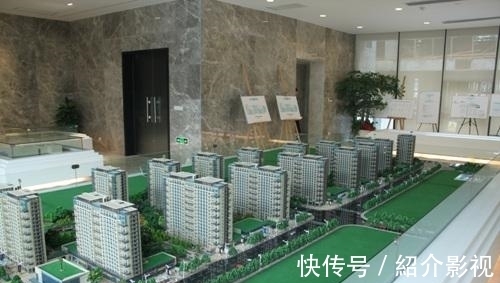 中介|为什么售楼处卖房子的大多是女性,而房产中介大多是男性呢?