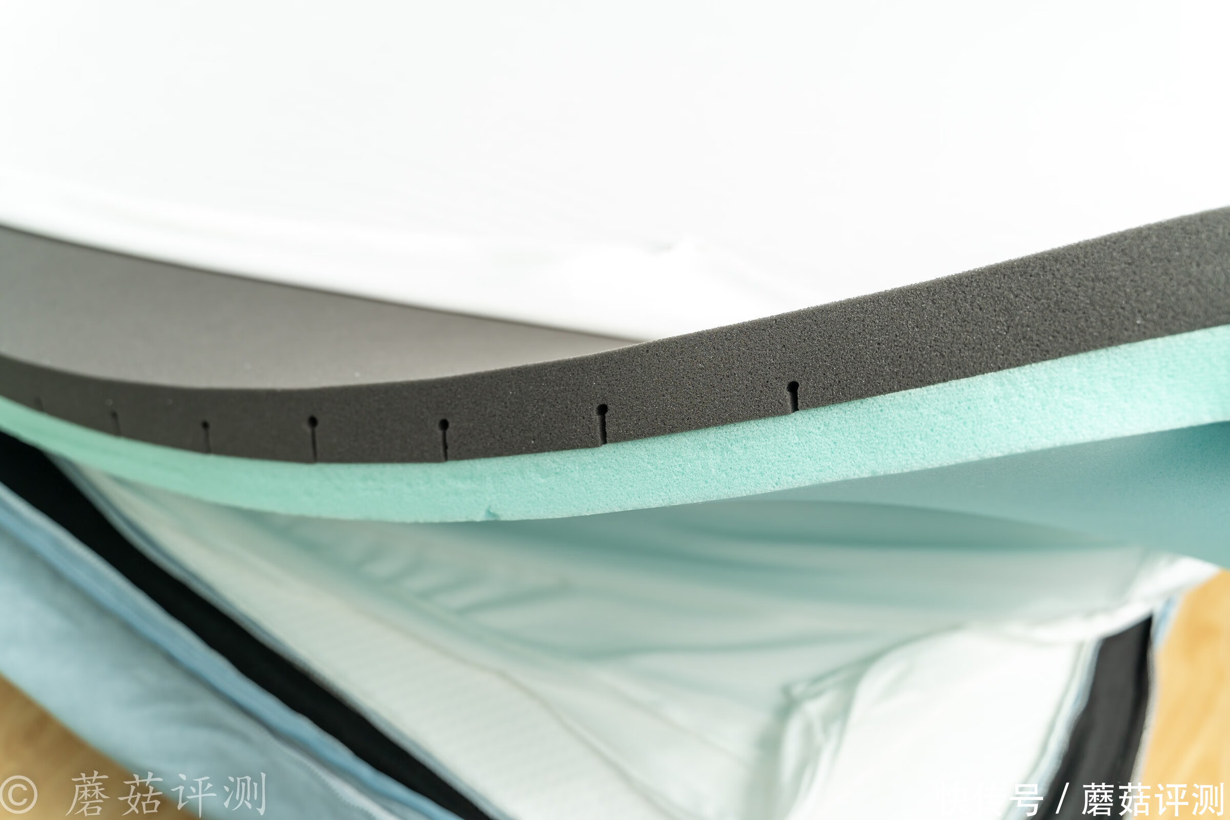 床垫|软硬兼具,好睡舒适、网易云舒零压感软硬两用弹簧床垫 体验评测