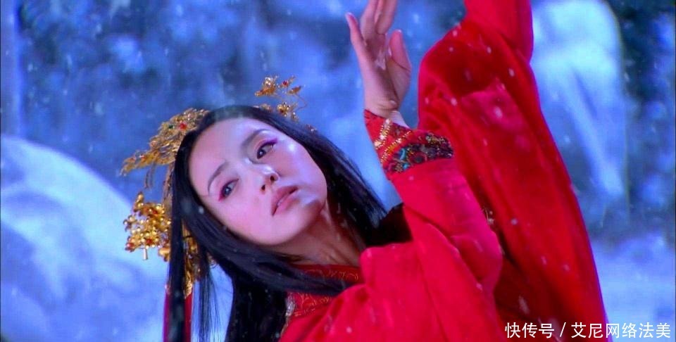 射雕三部曲中,十大好斗角色,排名第一的名字中就有一个“斗”字