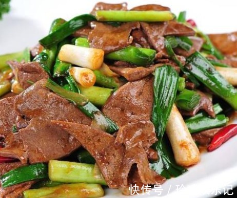 健身体|周末暴雨孩子不能外出,多吃排毒菜,杀菌排毒强健身体