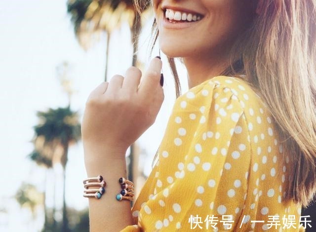 手镯 这些时下热门的奢侈品品牌,招牌手镯款式,值得你好好看看