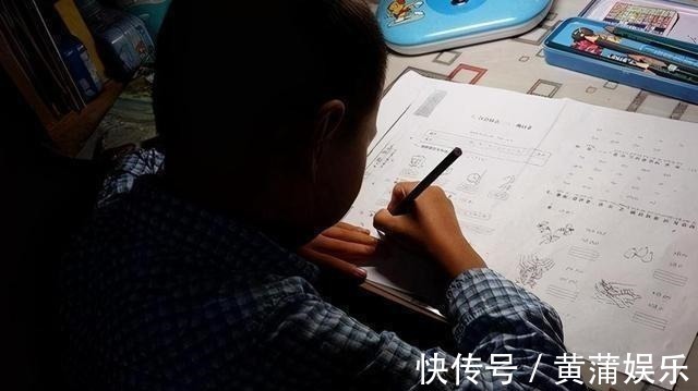 家长|孩子被罚抄“22页”,熬夜到凌晨,第2天父亲做了一个大胆决定