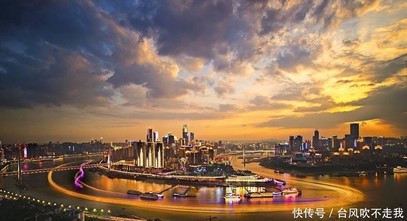 老年|等有钱了这几个地方一定要去,不仅美食多,每一处风景都能惊到你