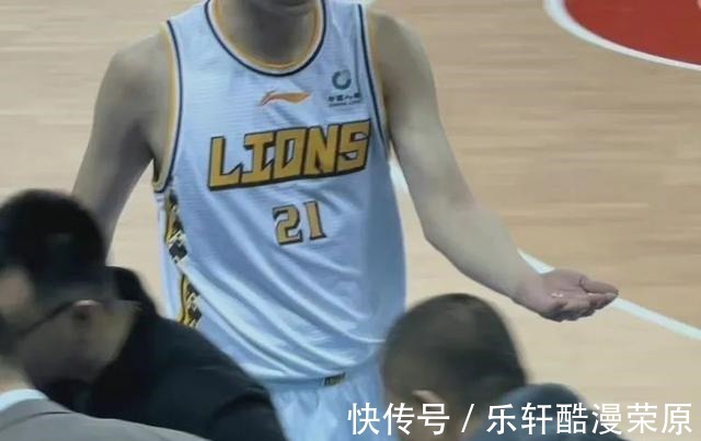 曾繁日|太脏了!真想干废三少啊!命中率差点100%!他正式接班易建联