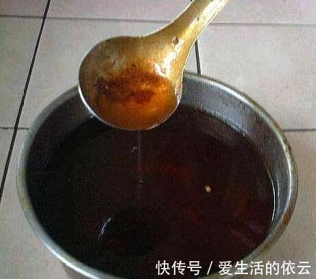 浇水|把1种“液体”留住,给君子兰“喂1勺”,不施肥也冒花苞,有效