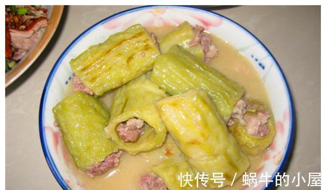 妈妈|妈妈请媒人来家谈事,我特意下厨做一桌菜,饭后要给我介绍好婆家