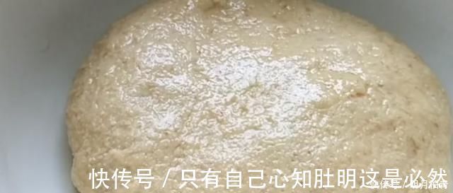 花生米|花生米里加2个鸡蛋，比红烧肉还香，我家一周吃3次，每次上桌抢光