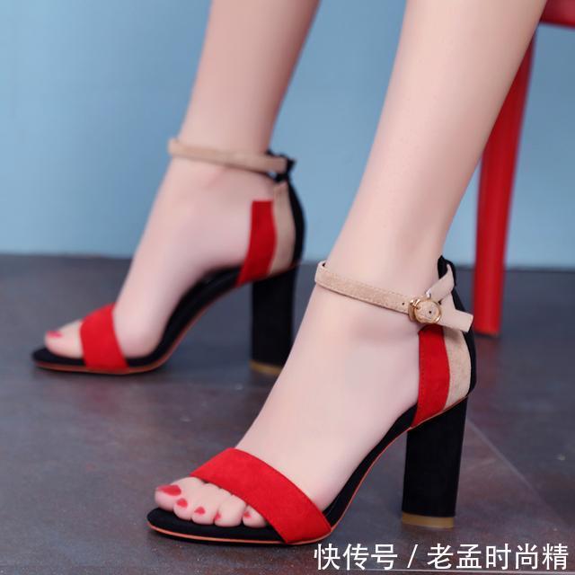 一字扣|今夏很流行这几款中跟凉鞋,显高舒适不累脚
