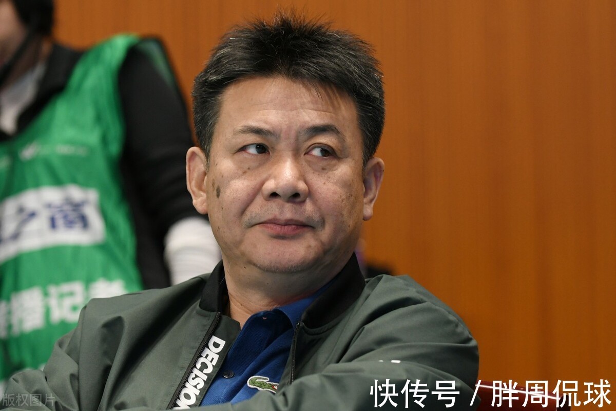 辽宁省体育局|下午13点,中国女排核心丁霞宣布,将应聘排球教练员岗位