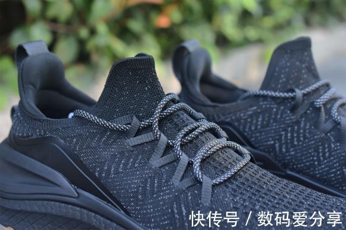 运动鞋 小米商城新品运动鞋,鞋面自带“满天星”,好穿又好看!