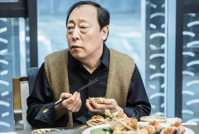 苏大强|《都挺好》四十多集吃了80顿饭正午阳光堪称舌尖上的中国