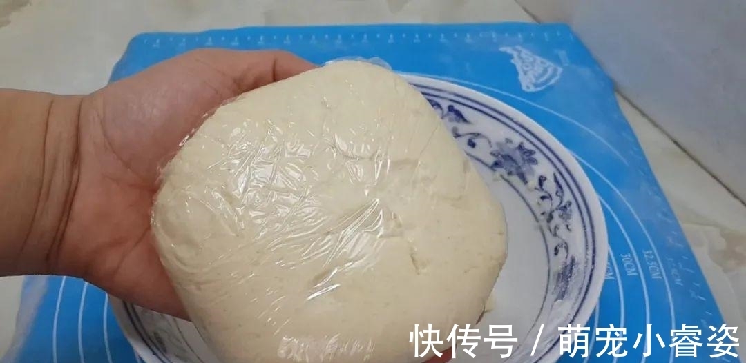 面团|做烧饼时,切记不要发面和刷油,简单一做,出锅孩子们都爱吃