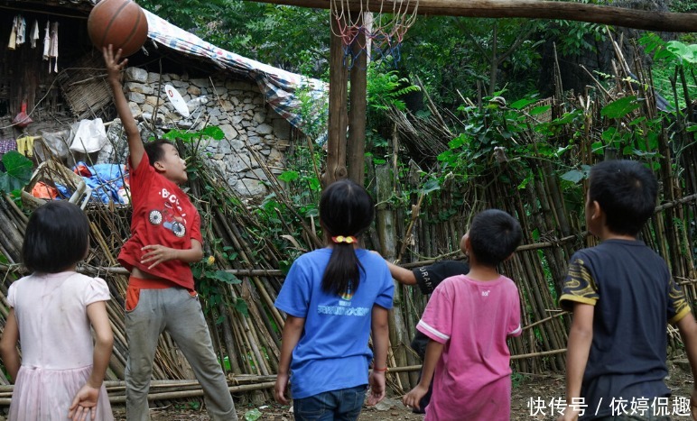 对比|古代“开裆裤”背后的贫富对比:家庭出身只是起步,成败还在个人