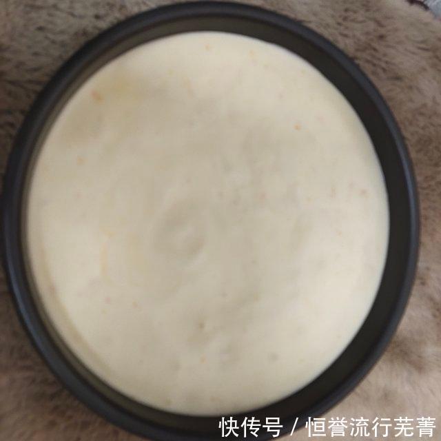 咸蛋|咸蛋黄戚风蛋糕,柔软可口,十分好吃