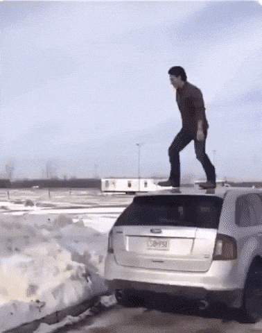 |搞笑GIF:现实和网络上的妹子差距好大,她根本就不合我的胃口