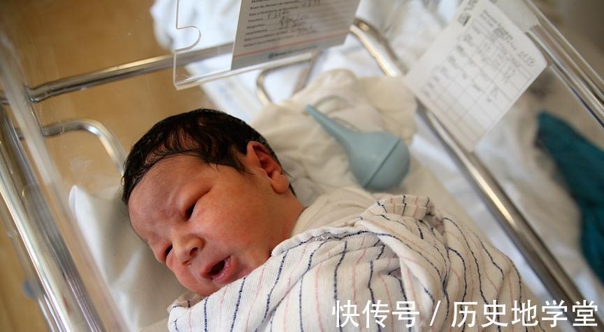 新手|新生儿宝宝的11个秘密,医生可能不告诉你,但新手爸妈有必要知道