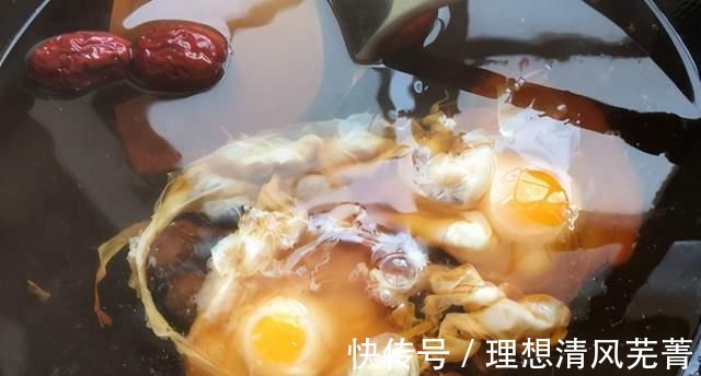 女人|女人气血不好多吃这几种食材,隔几天炖一次,营养滋补对身体好!