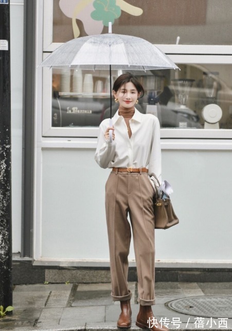 韩系|秋天想穿得时髦不费力?建议参考韩系小姐姐的造型,温柔有质感
