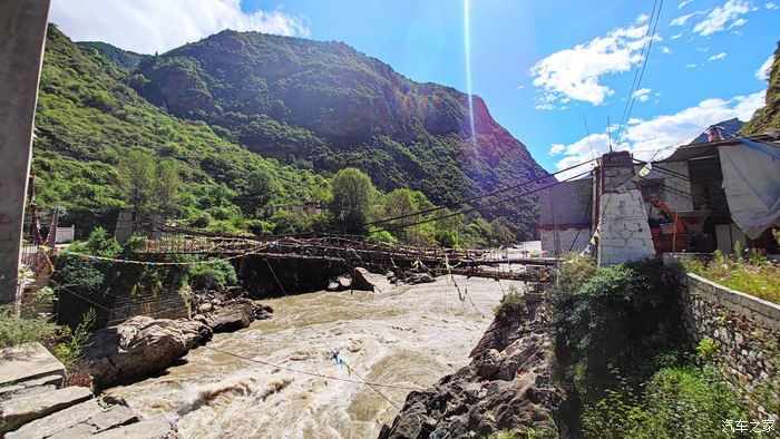 中年|单车单人从北京出发去川西看雪山之六雅拉神山下的藏寨