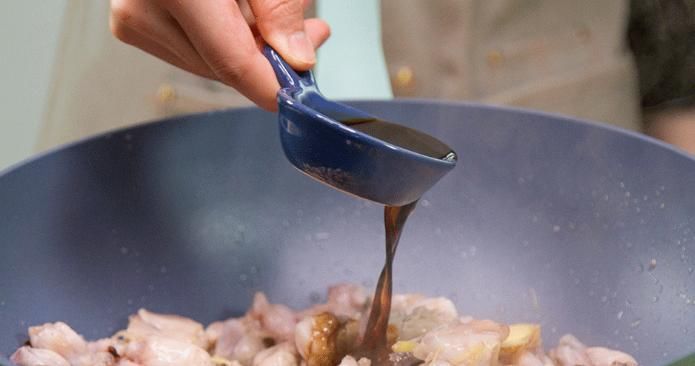 牛蛙|别吃猪肉,就吃它,比鸡肉鱼肉还鲜,20块全家吃不完